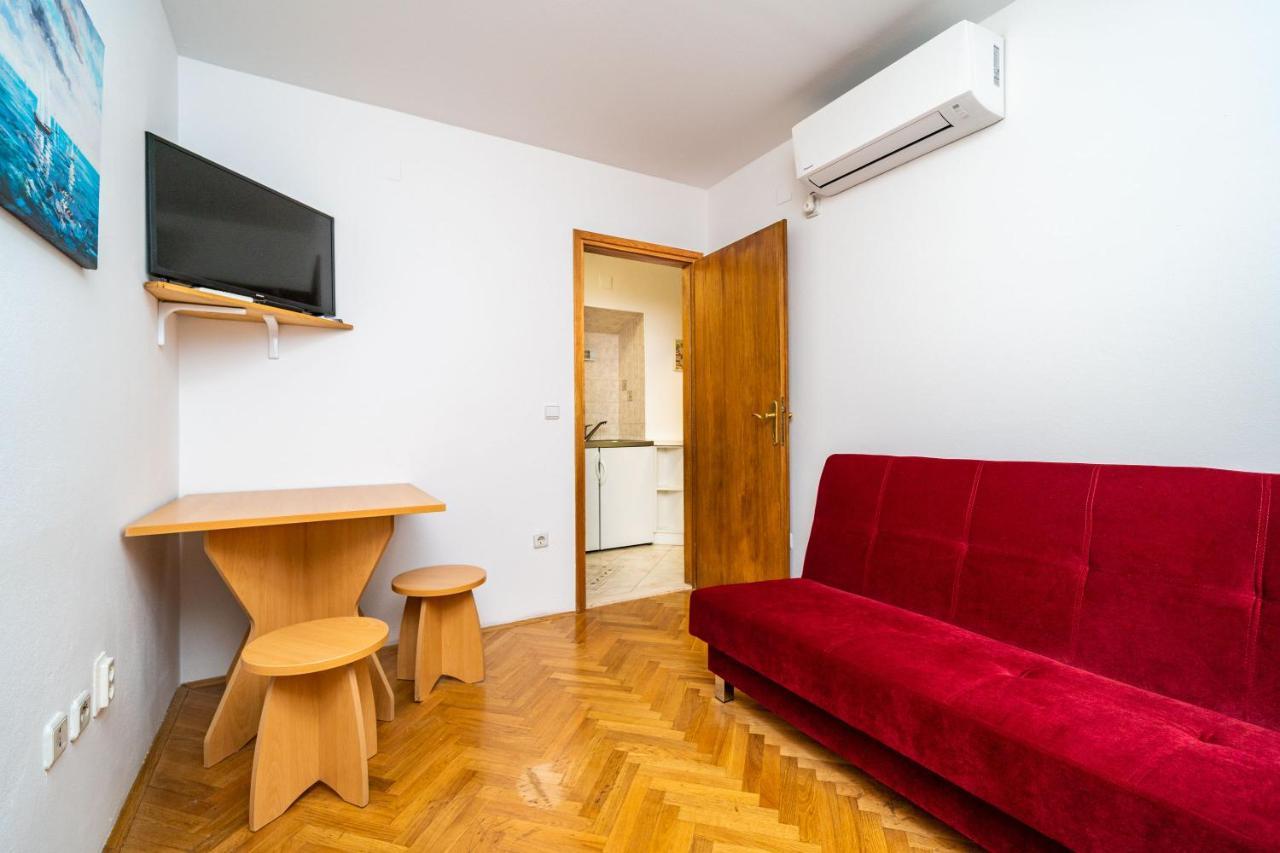 Central Apartment With Terrace Дубровник Екстер'єр фото